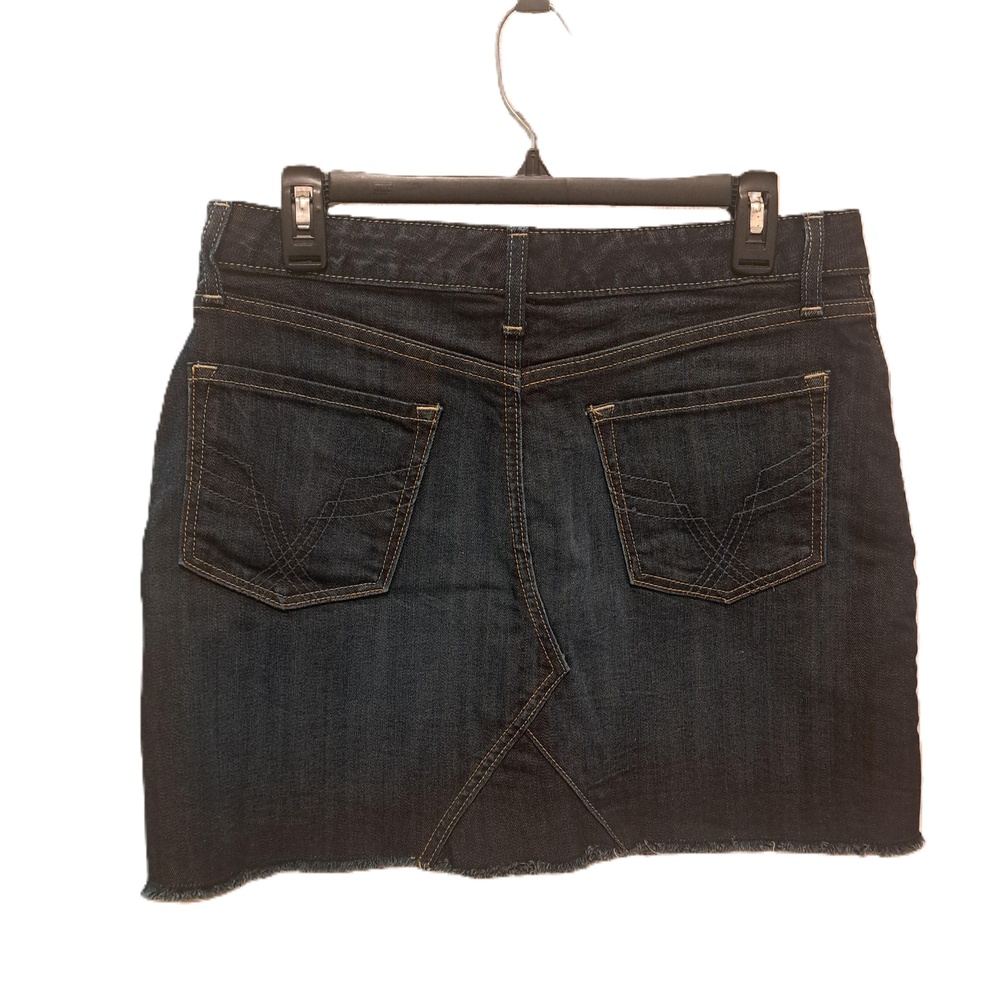Gap Womens Dark Wash Denim Skirt 5 Pocket Distressed Finish Size 10/30 - Picture 2 of 8
